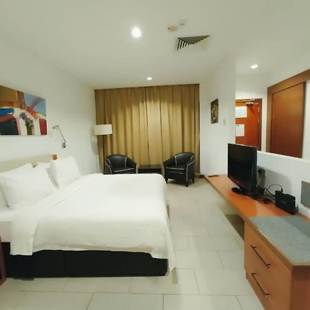 Gloria Swiss Hotel & Apartment Sandakan Esterno foto