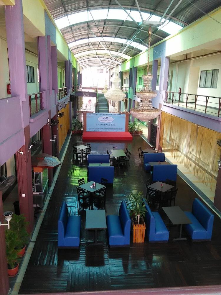 Gloria Swiss Hotel & Apartment Sandakan Esterno foto