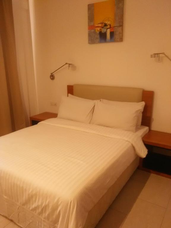 Gloria Swiss Hotel & Apartment Sandakan Esterno foto