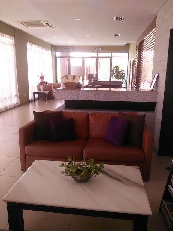 Gloria Swiss Hotel & Apartment Sandakan Esterno foto