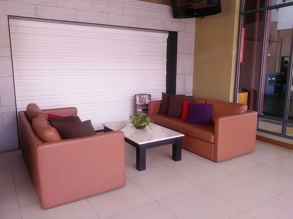 Gloria Swiss Hotel & Apartment Sandakan Esterno foto