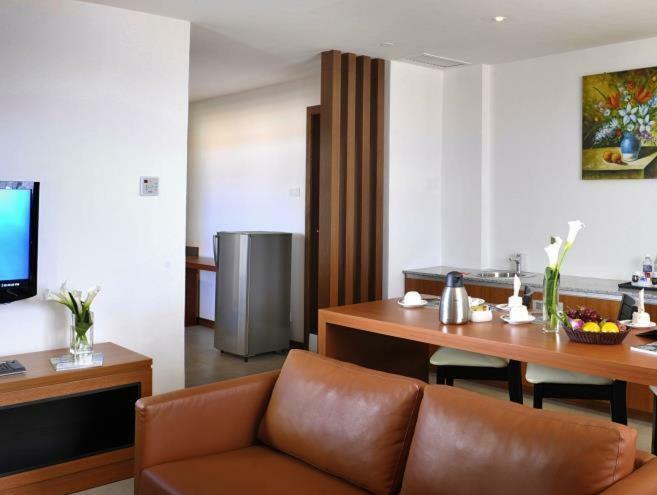 Gloria Swiss Hotel & Apartment Sandakan Esterno foto