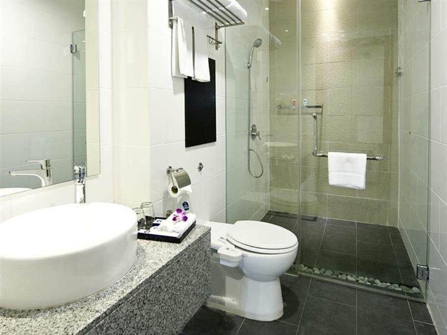 Gloria Swiss Hotel & Apartment Sandakan Esterno foto